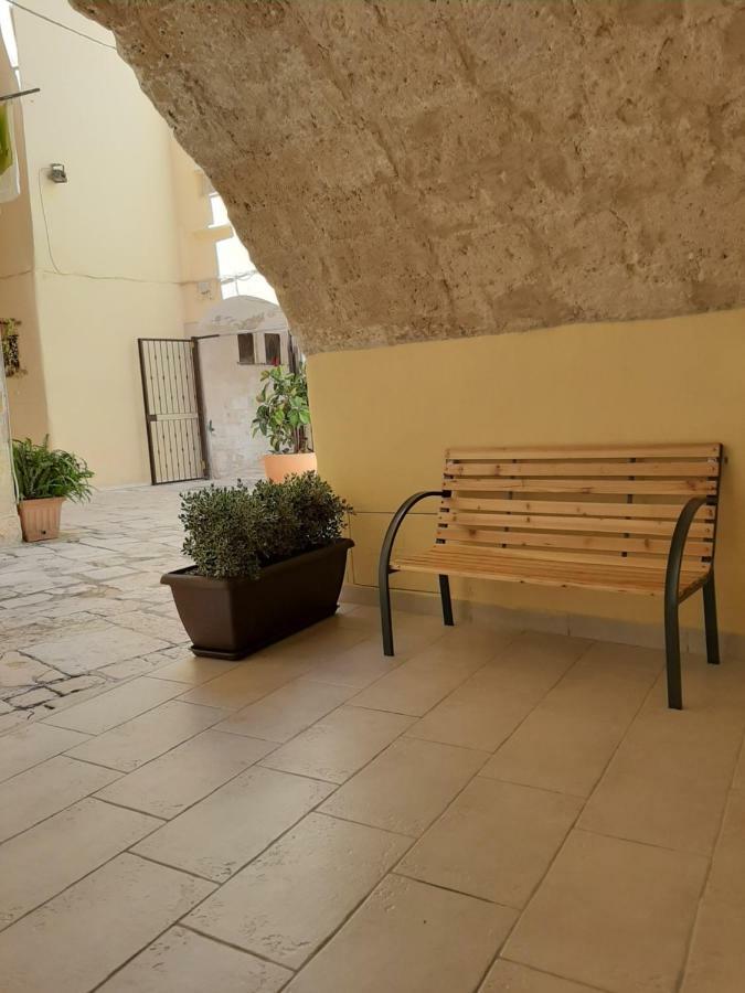 Al Sottano 19 Bari Exterior foto
